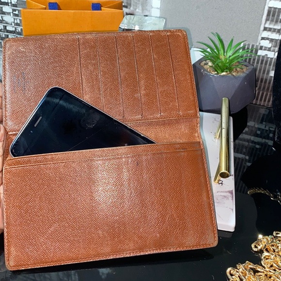 Authentic Louis Vuitton Monogram Checkbook Holder Wallet - Picture 7 of 12